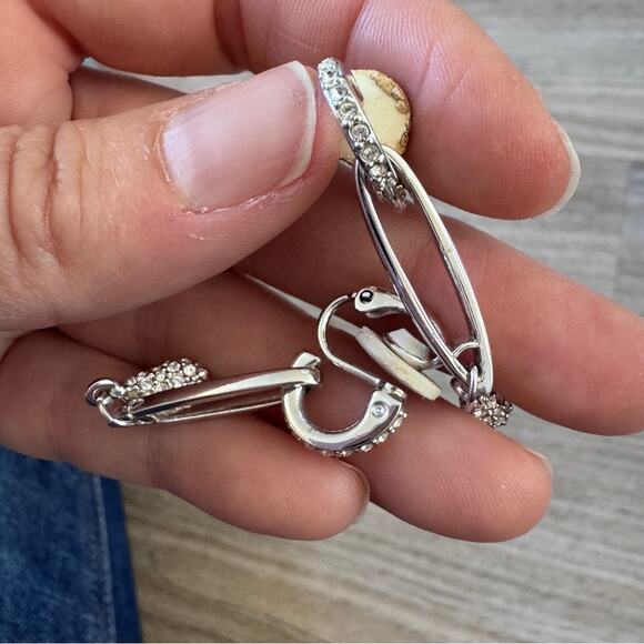 Swarovski Silver Tone Rhinestone Vintage Clip On Earrings Dangle Drop Pauve - Picture 8 of 8